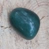 Aventurinquarz Trommelstein mit Fuchsit Glimmer