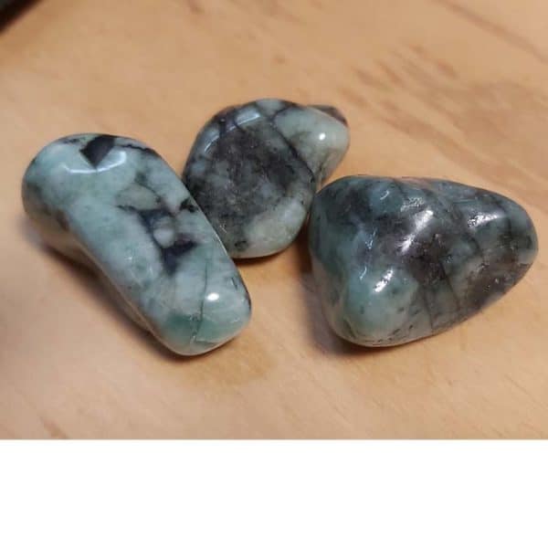 Smaragd Trommelstein