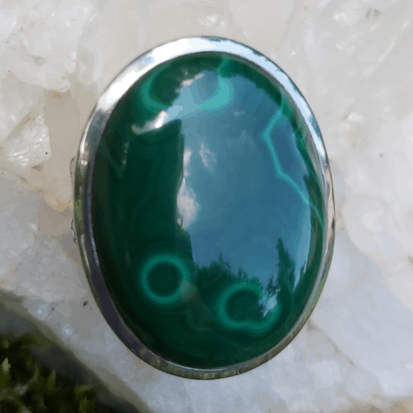 Malachit Ring in ovaler Form