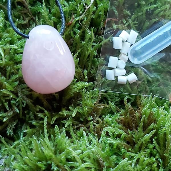 Rosenquarz Aromaanhänger – Bild 6