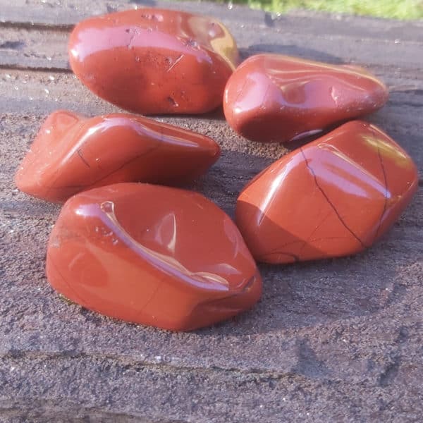 Roter Jaspis Trommelstein Gr.L