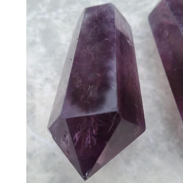 Amethyst Doppelender konisch dunkel poliert – Bild 2
