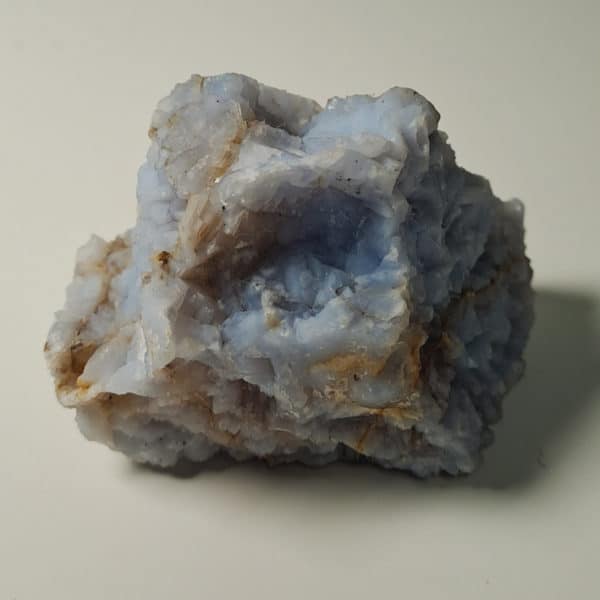 Chalcedon Geode roh in tollem hellblau – Bild 6