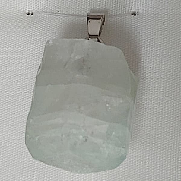 Apophyllit grün Rohkristall-Anhänger mit Stiftöse Gr.M