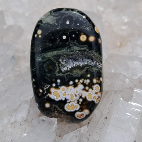 Ozeanchalcedon gebohrte Anhänger Gr.L in toller Farbe, Madagaskar – Bild 27