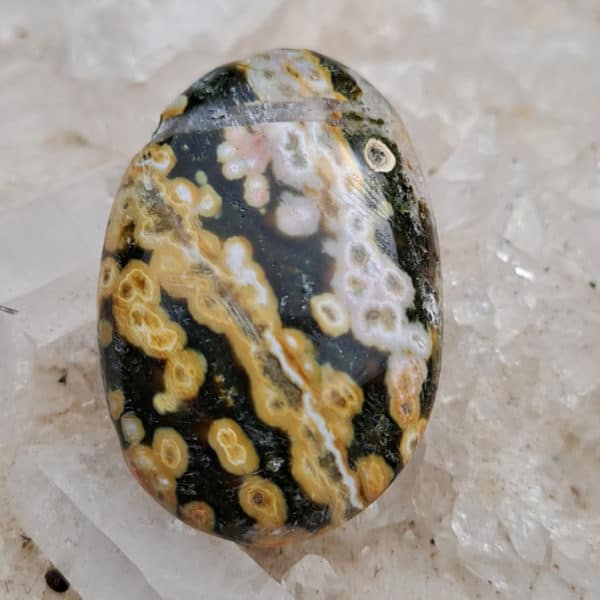 Ozeanchalcedon gebohrte Anhänger Gr.L in toller Farbe, Madagaskar – Bild 12