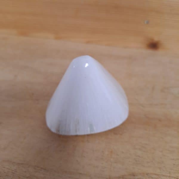 Skolezitspitze Freeform poliert 4,5cm hoch