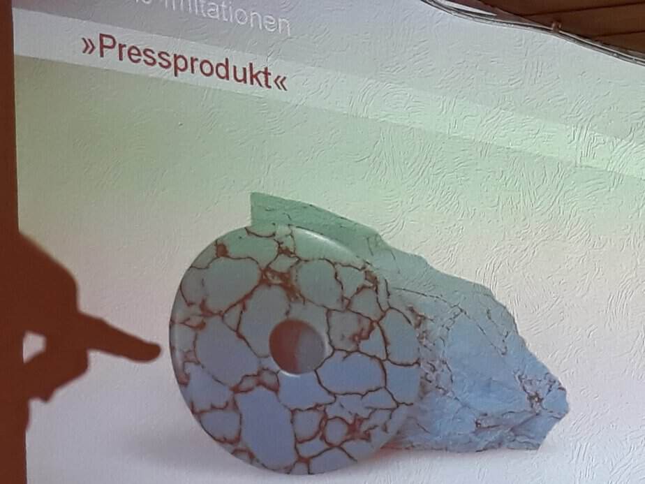 Seminar "Heilsteine erkennen - Fälschungen benennen" mit Bernhard Bruder – Bild 3